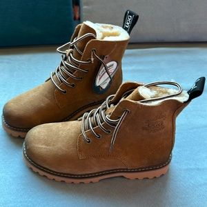 NWT - UGG Australia (not the Brand by Deckers) Women Ankle Boots size 7 - EU 37